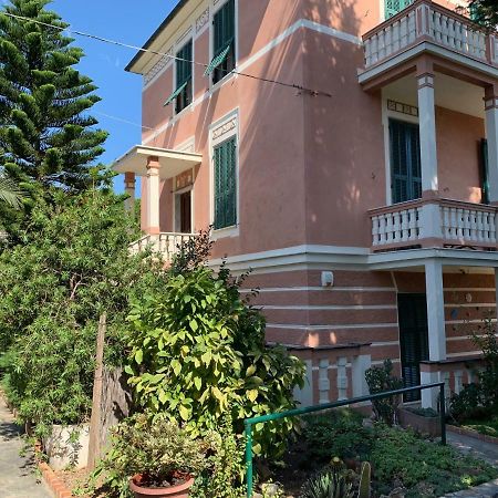 Resort Villa Rosa Maria 사보나 외부 사진