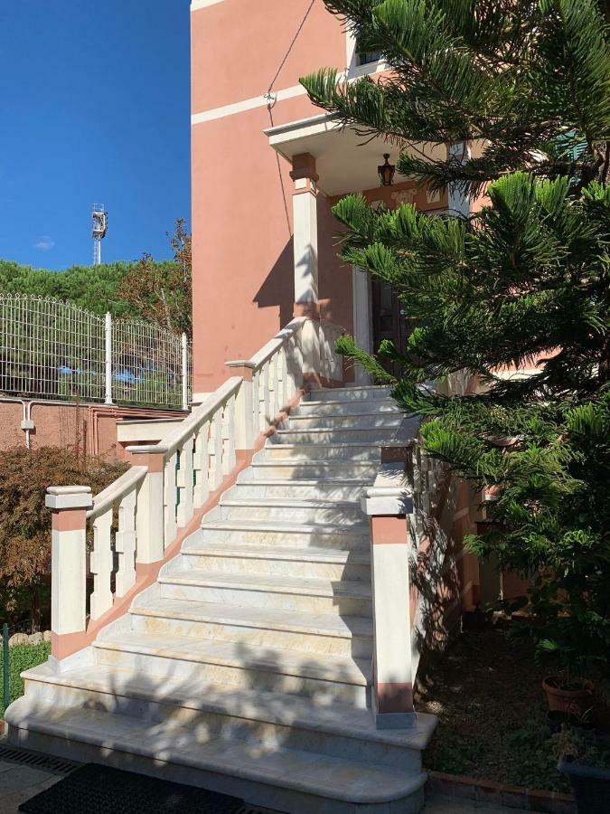 Resort Villa Rosa Maria 사보나 외부 사진